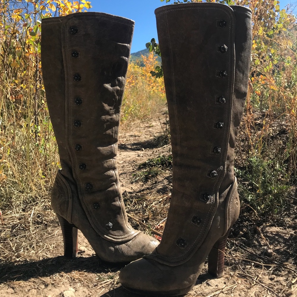 Matilda Button Frye Boots